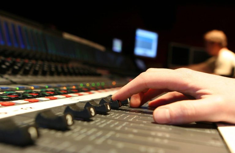 Finger control on Fader 5 on Film Mixing console